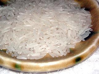タイ米は白米よりも細長いのです